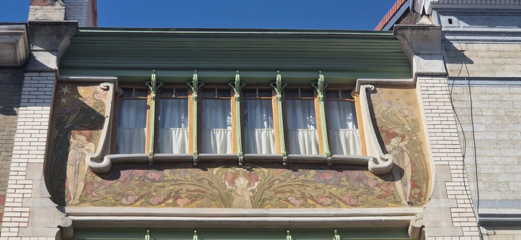 Outskirts of Brussels – Art Deco & Art Nouveau